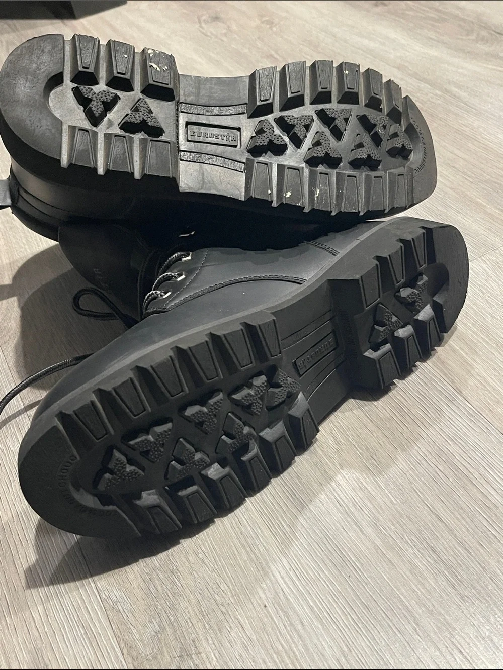 Men's Black Rugged Lace-Up Work Boots